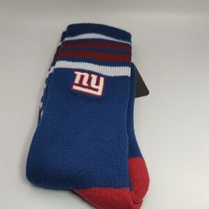 NFL Blue and Red NY Giants 4 Stripe Logo Casual Socks Large